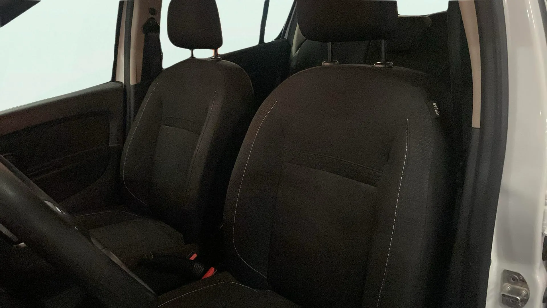 Dacia Sandero Access 1.0 SS - foto 21