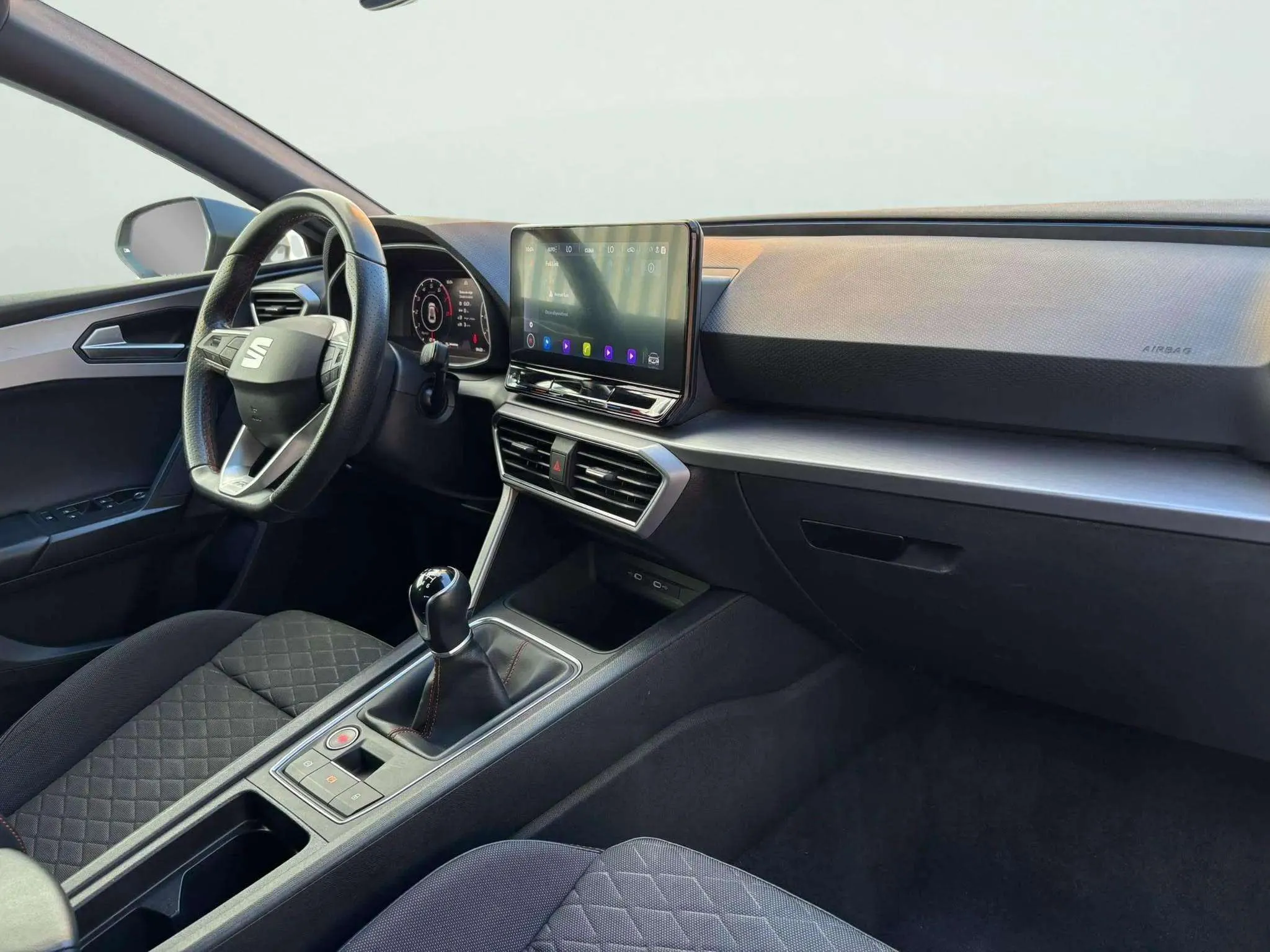 SEAT León 1.0 TSI FR 25 Aniversario - foto 19