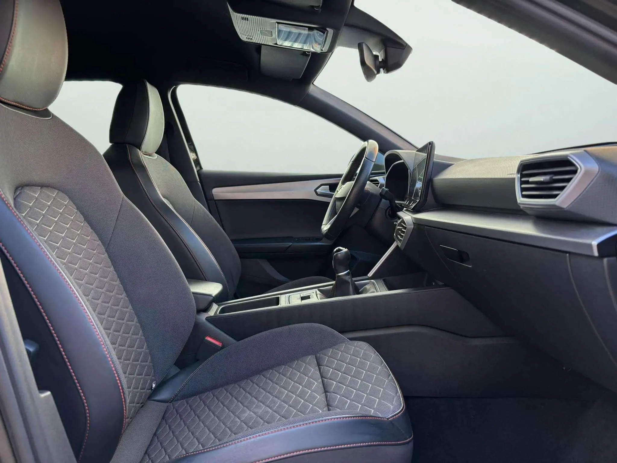 SEAT León 1.0 TSI FR 25 Aniversario - foto 17
