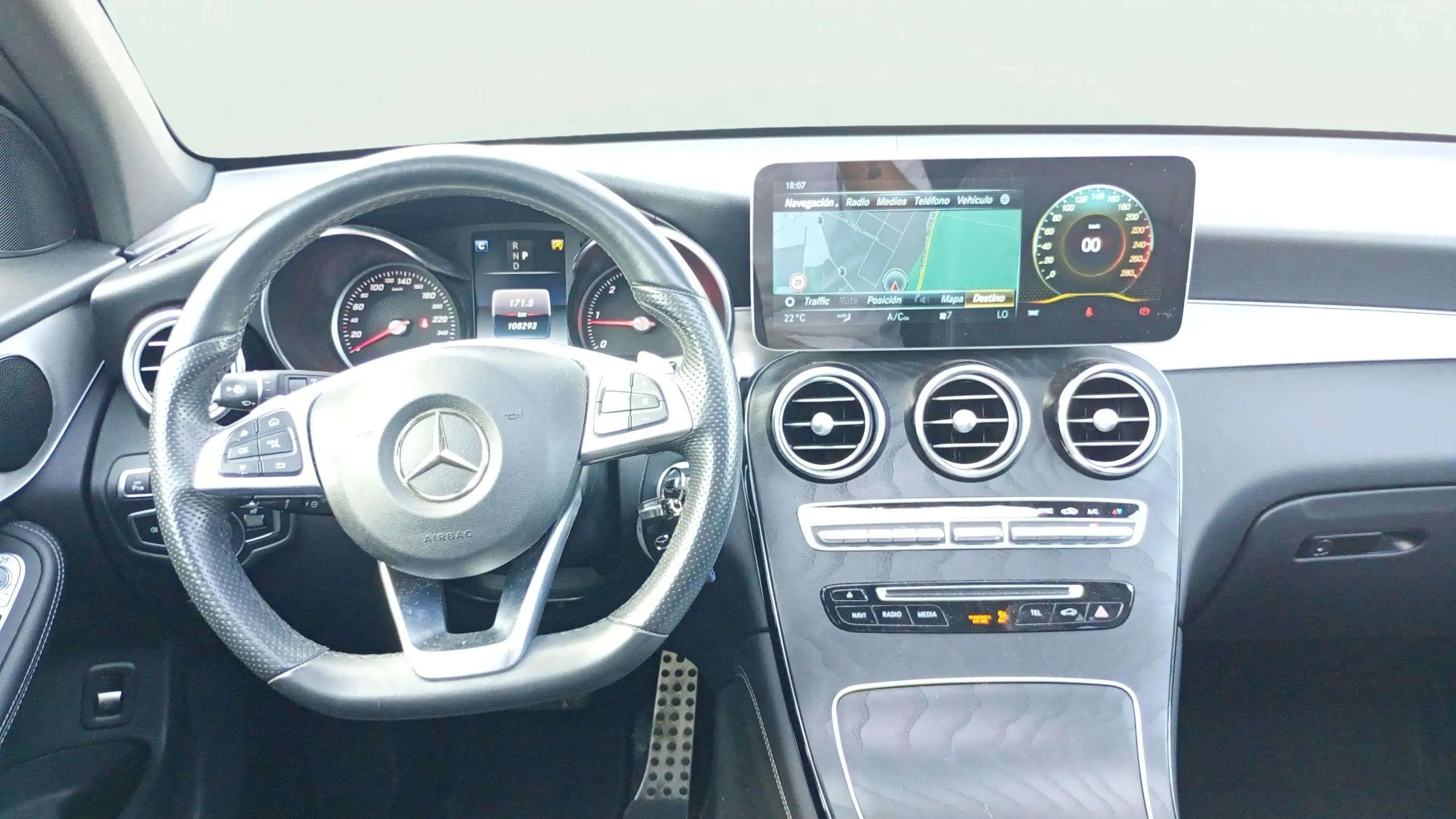 Mercedes-Benz GLC 250 d 4MATIC - foto 13