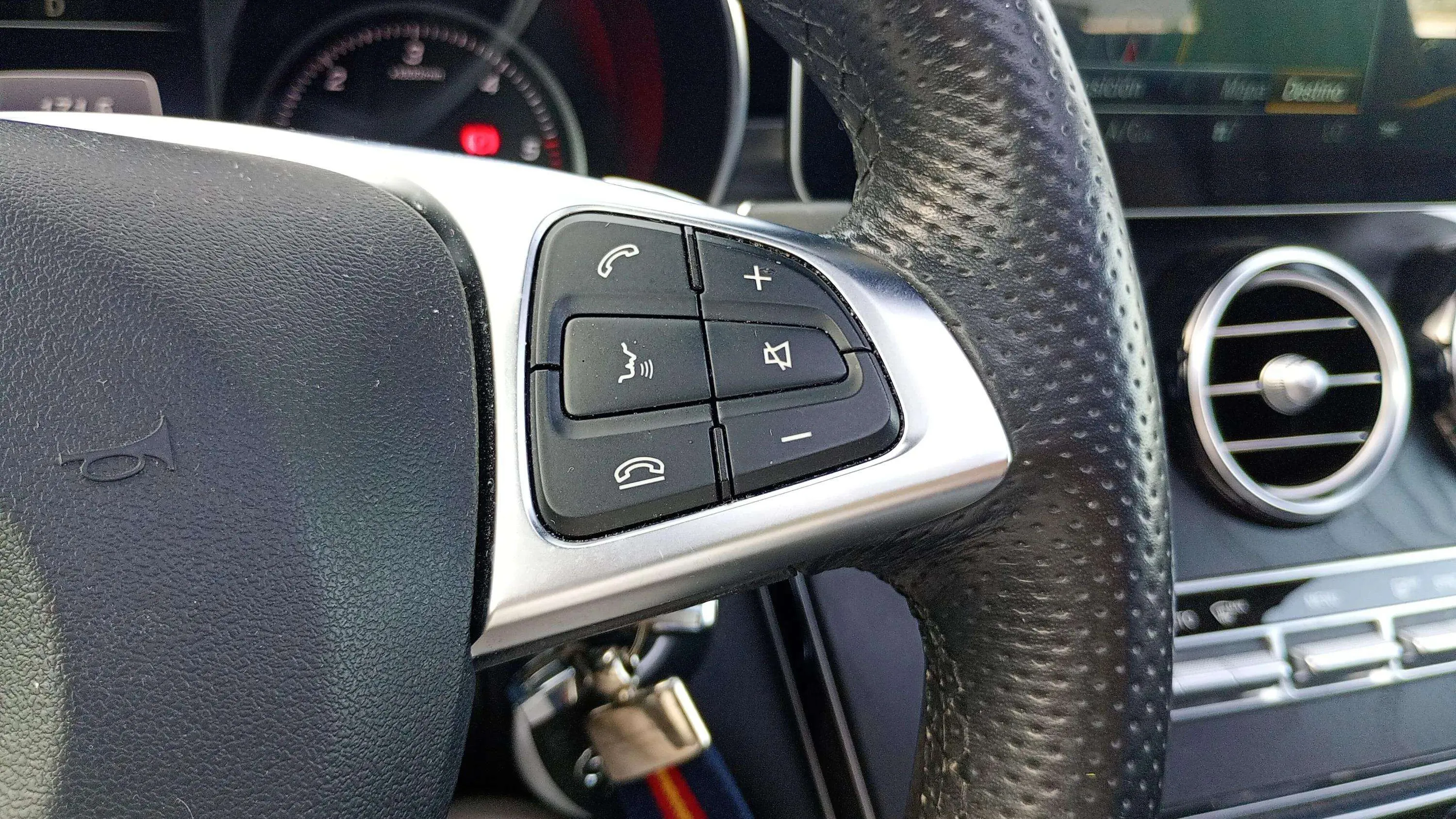 Mercedes-Benz GLC 250 d 4MATIC - foto 16