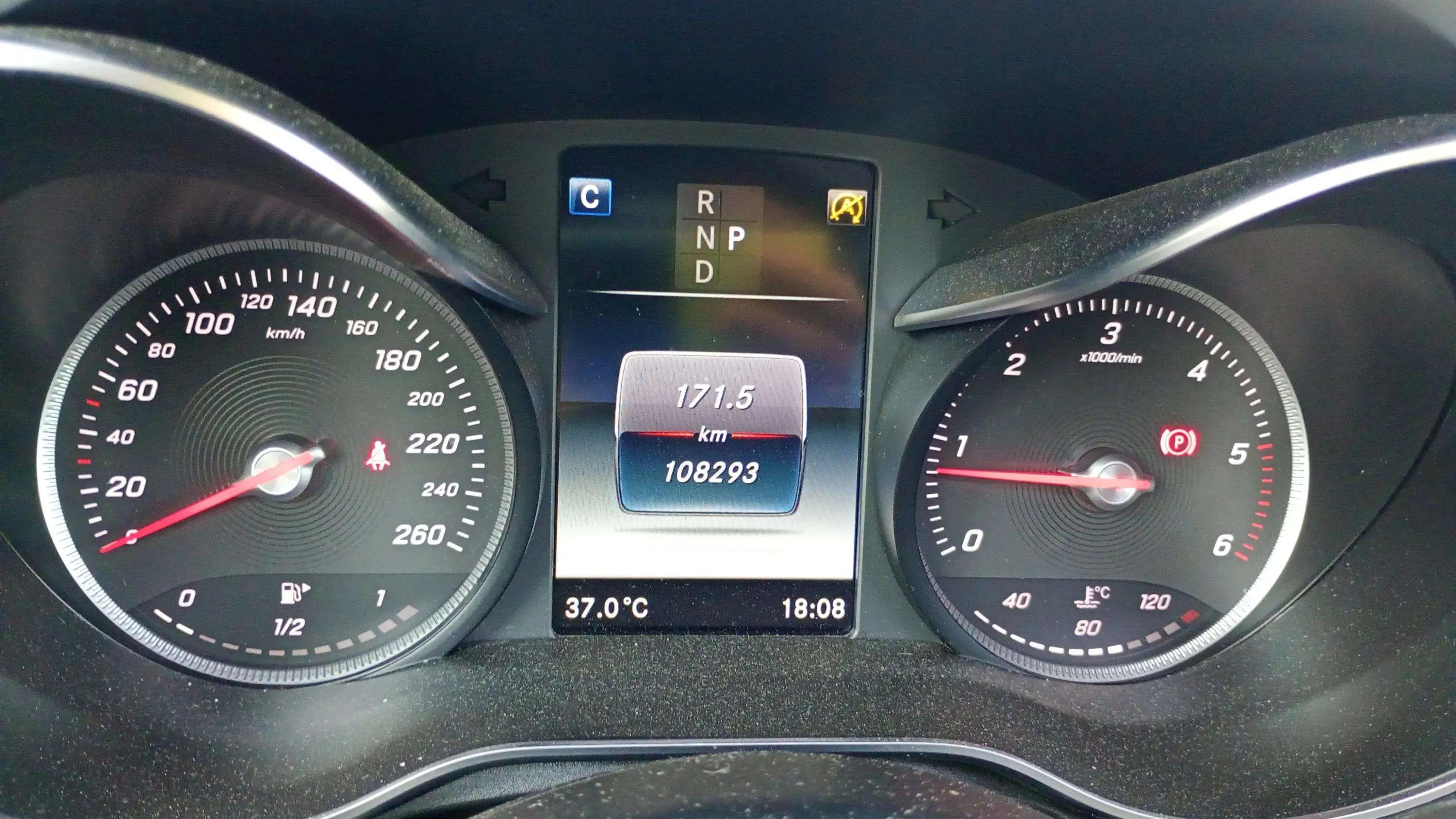Mercedes-Benz GLC 250 d 4MATIC - foto 14