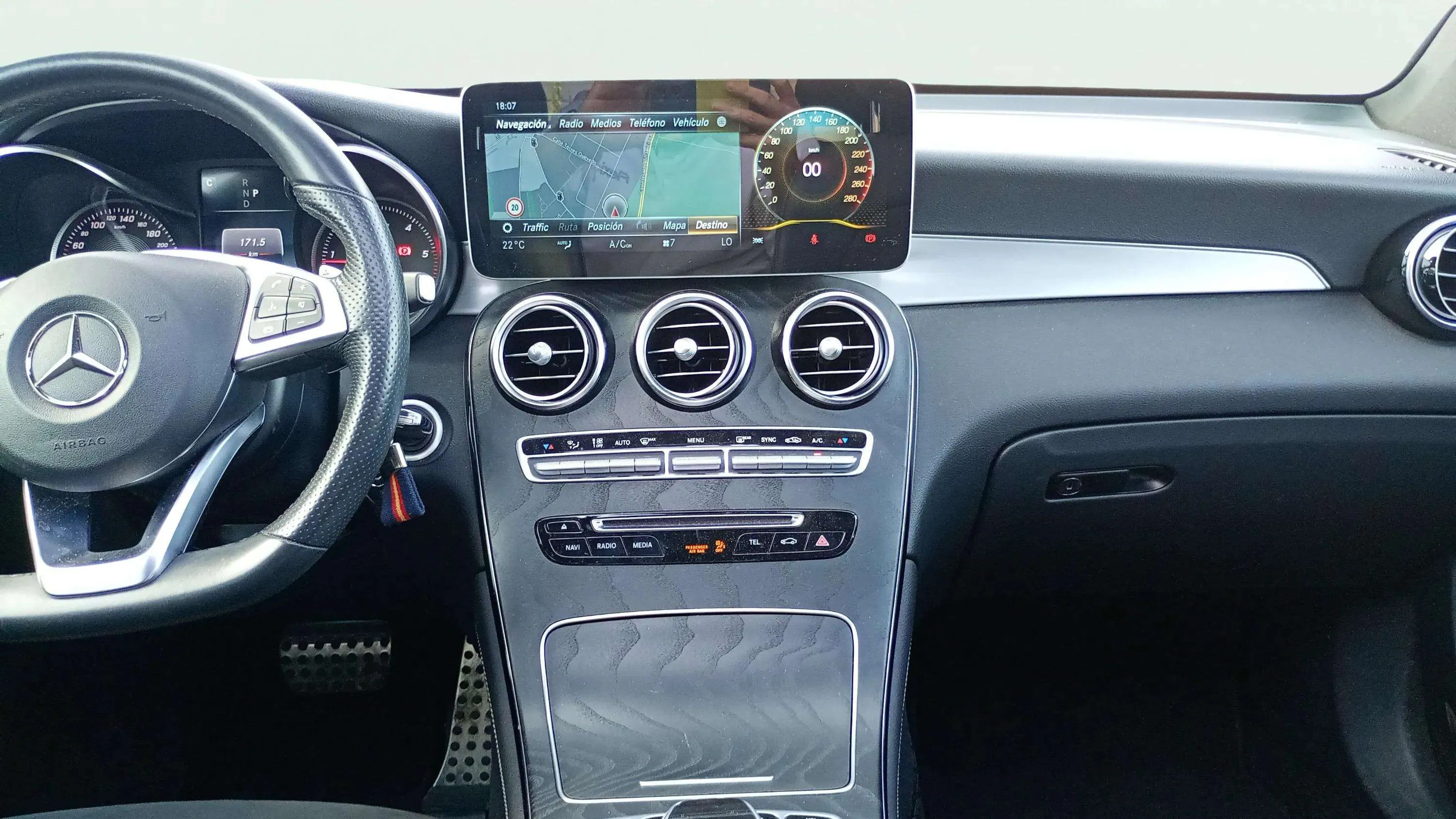 Mercedes-Benz GLC 250 d 4MATIC - foto 12