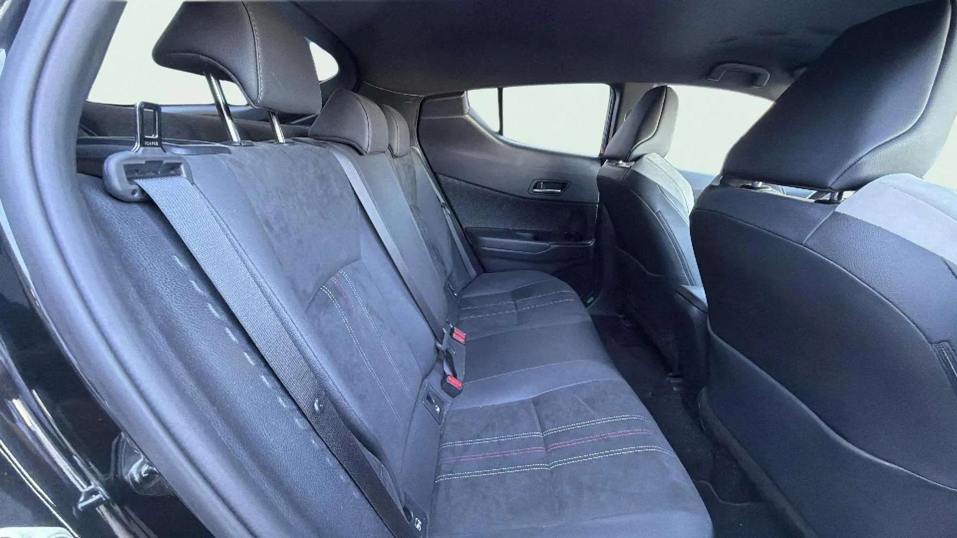 Toyota C-HR 2.0 200H GR Sport - foto 25