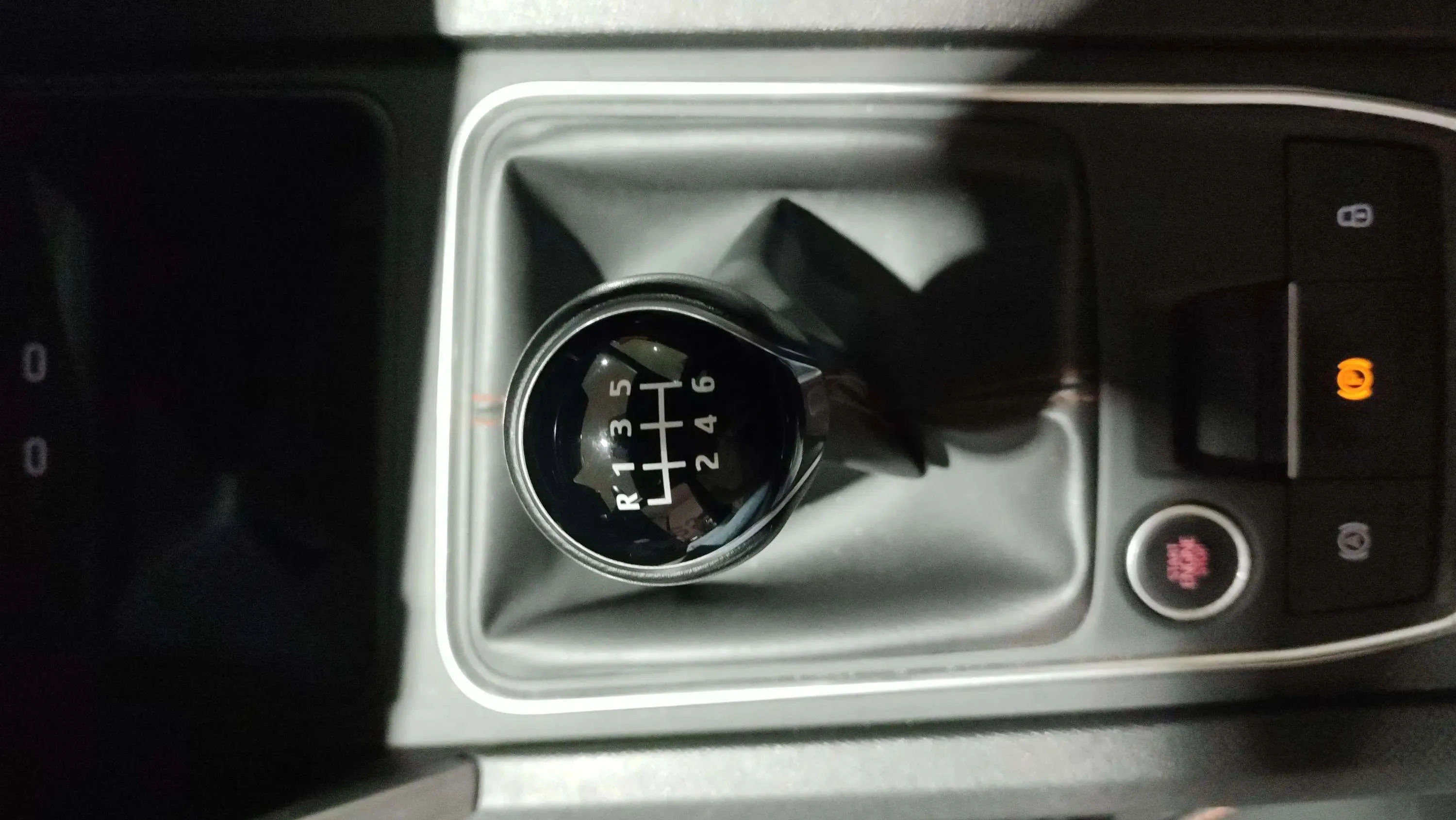 SEAT León SP 1.0 TSI FR 25 Aniversario - foto 7
