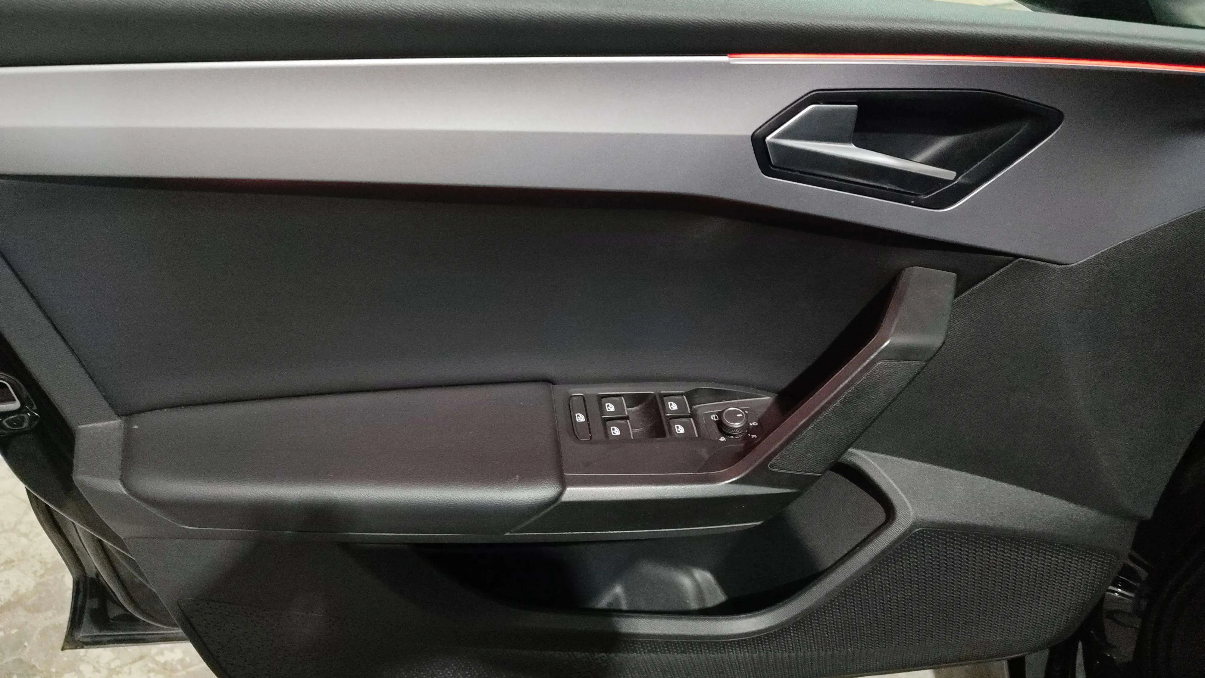 SEAT León SP 1.0 TSI FR 25 Aniversario - foto 6