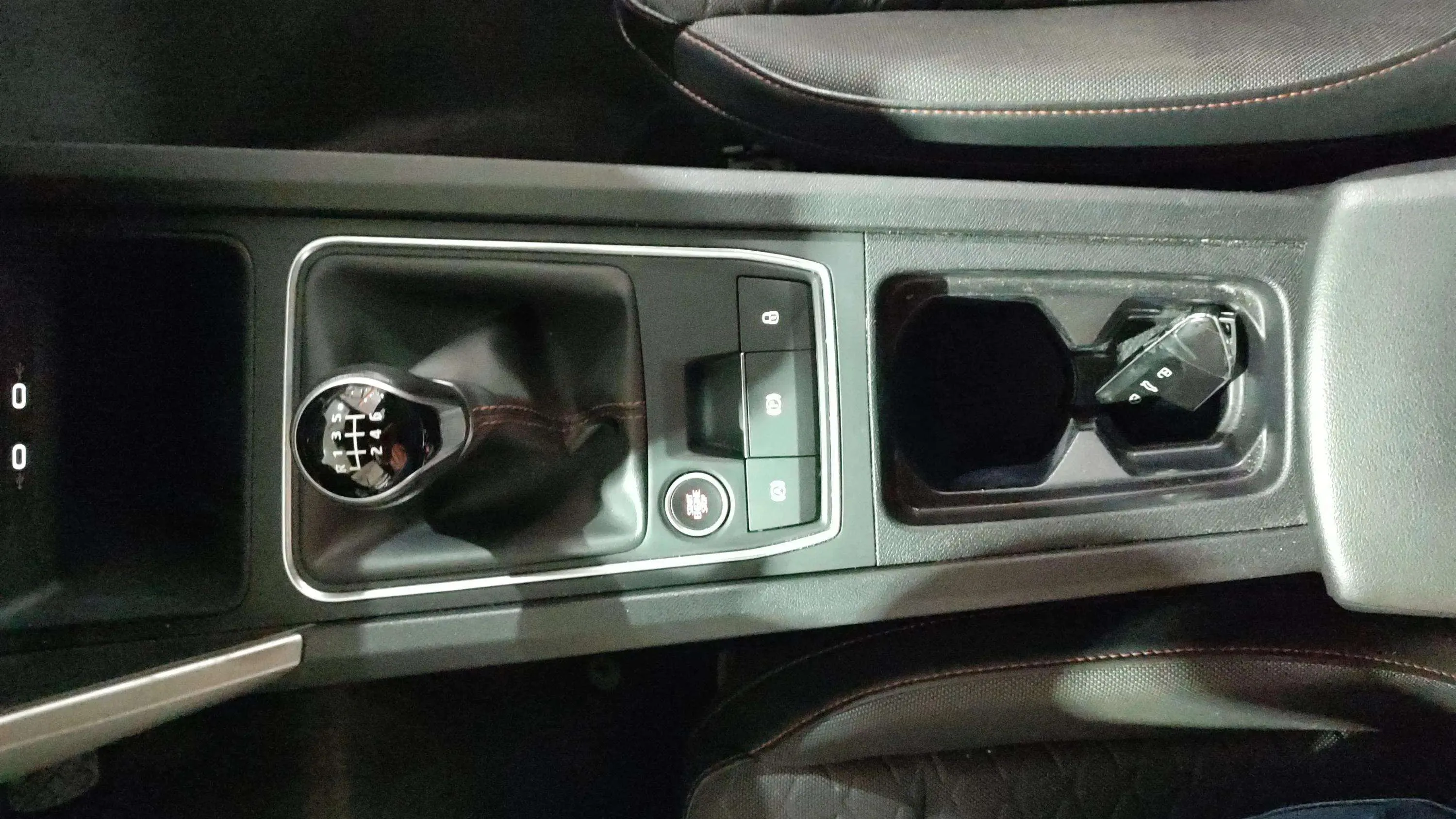 SEAT León SP 1.0 TSI FR 25 Aniversario - foto 19