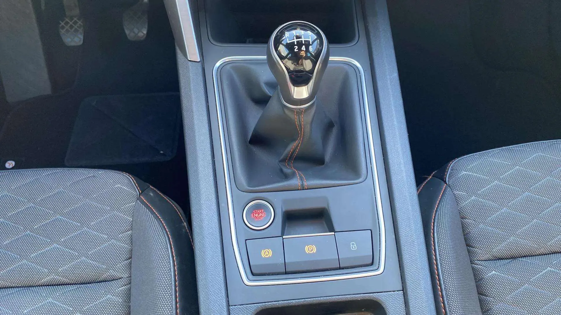 SEAT León 1.0 TSI FR 25 Aniversario - foto 15