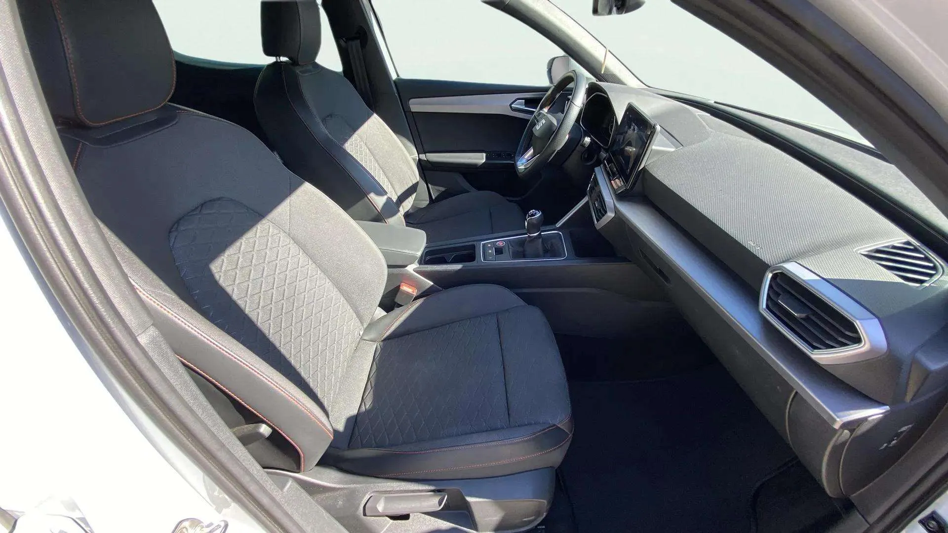 SEAT León 1.0 TSI FR 25 Aniversario - foto 19