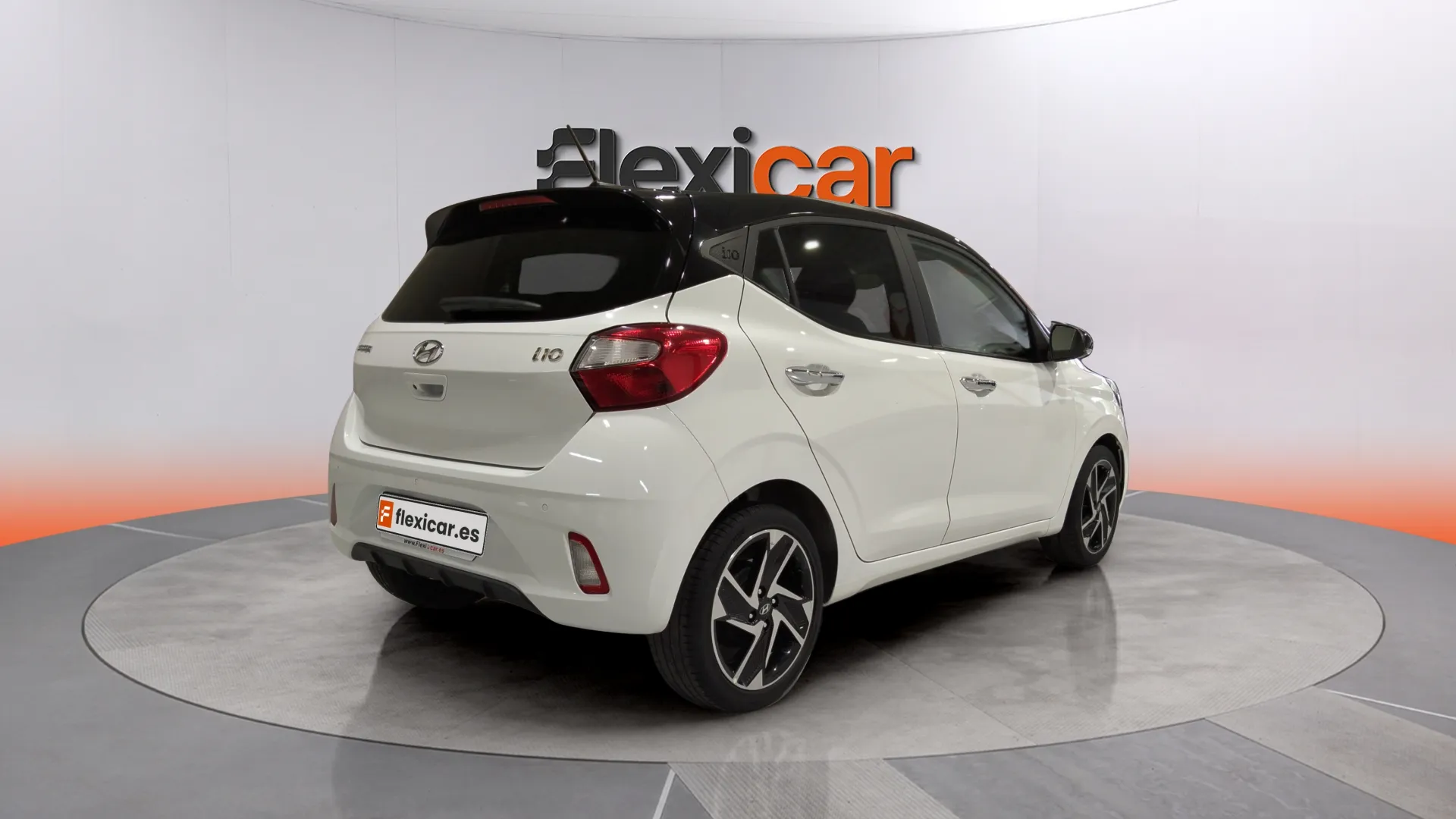 Hyundai i10 1.0 Essence - foto 7