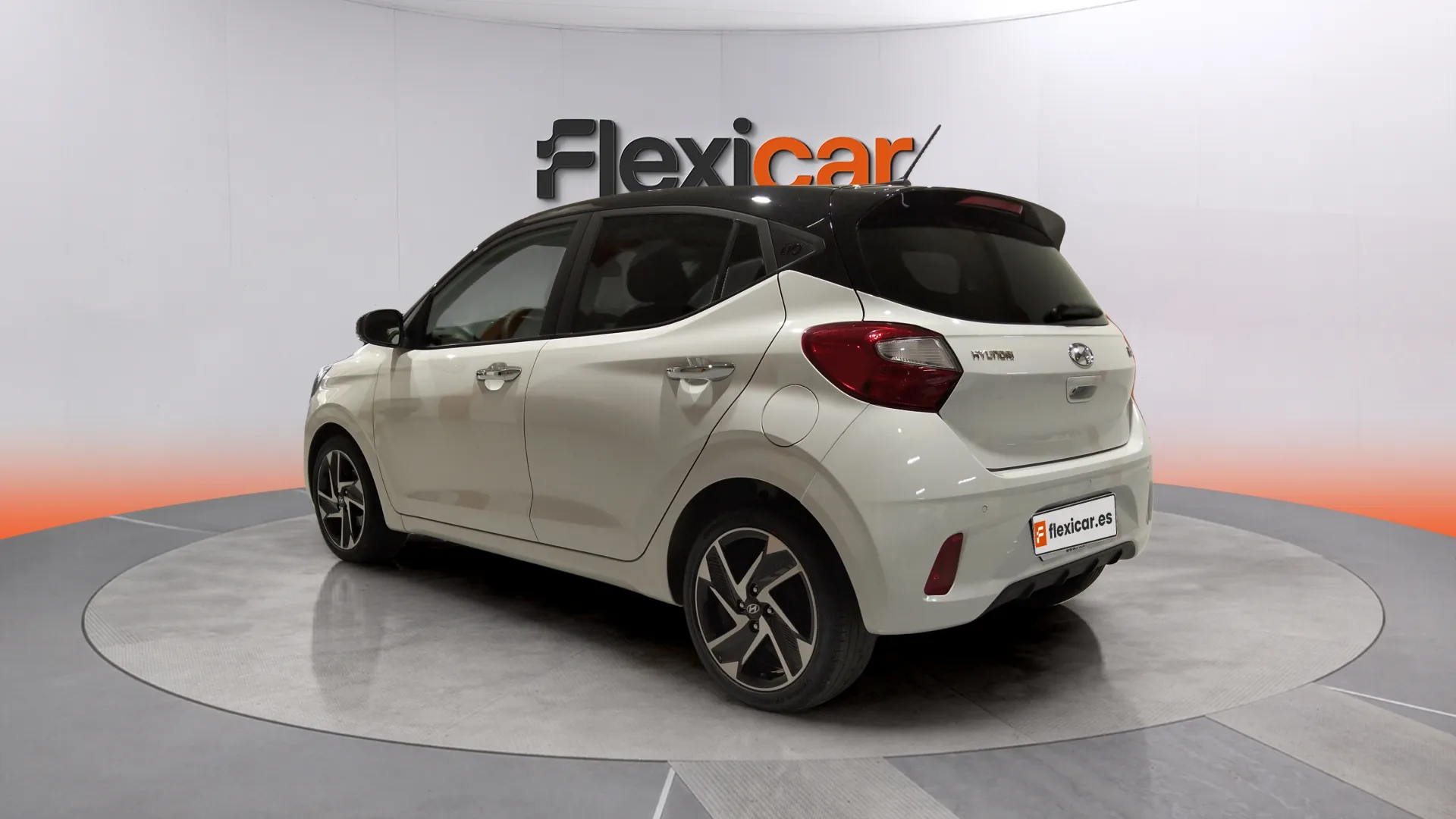 Hyundai i10 1.0 Essence - foto 5