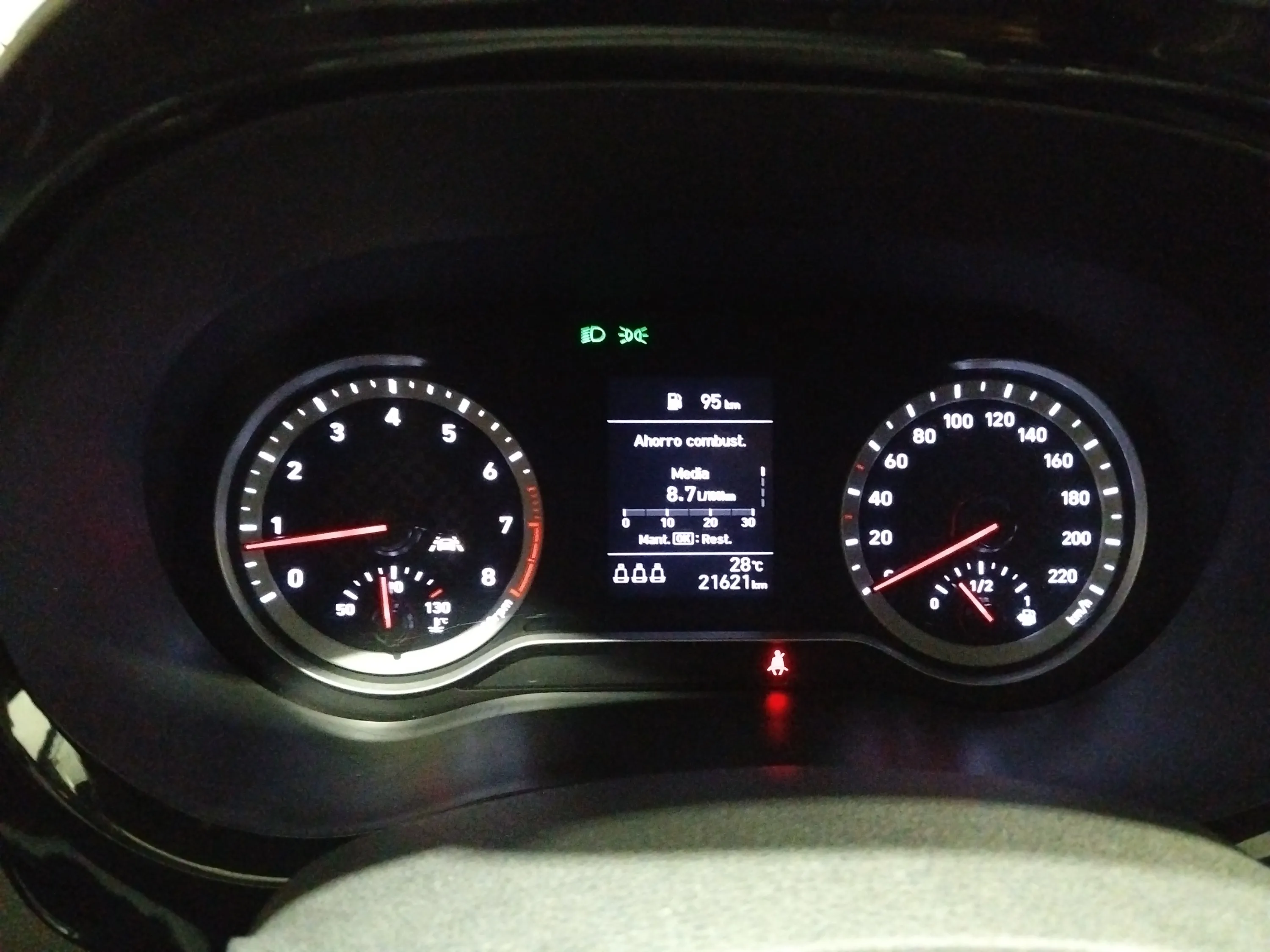 Hyundai i10 1.0 Essence - foto 12