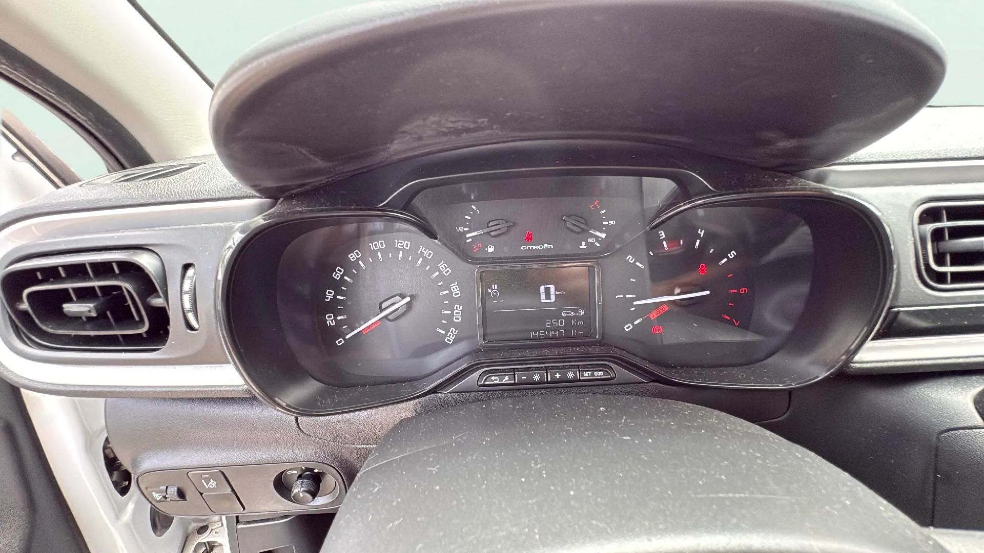 Citroën C3 PureTech Shine - foto 8