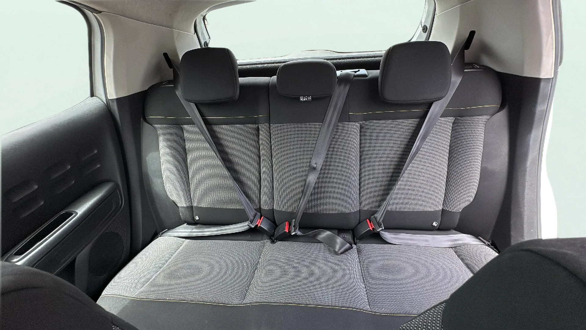 Citroën C3 PureTech Shine - foto 11