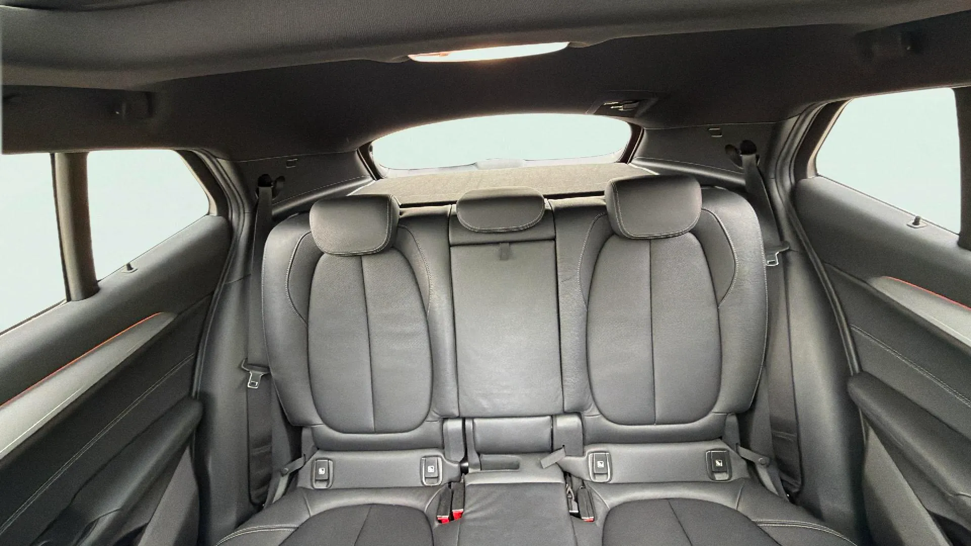 BMW X2 xDrive20dA - foto 14