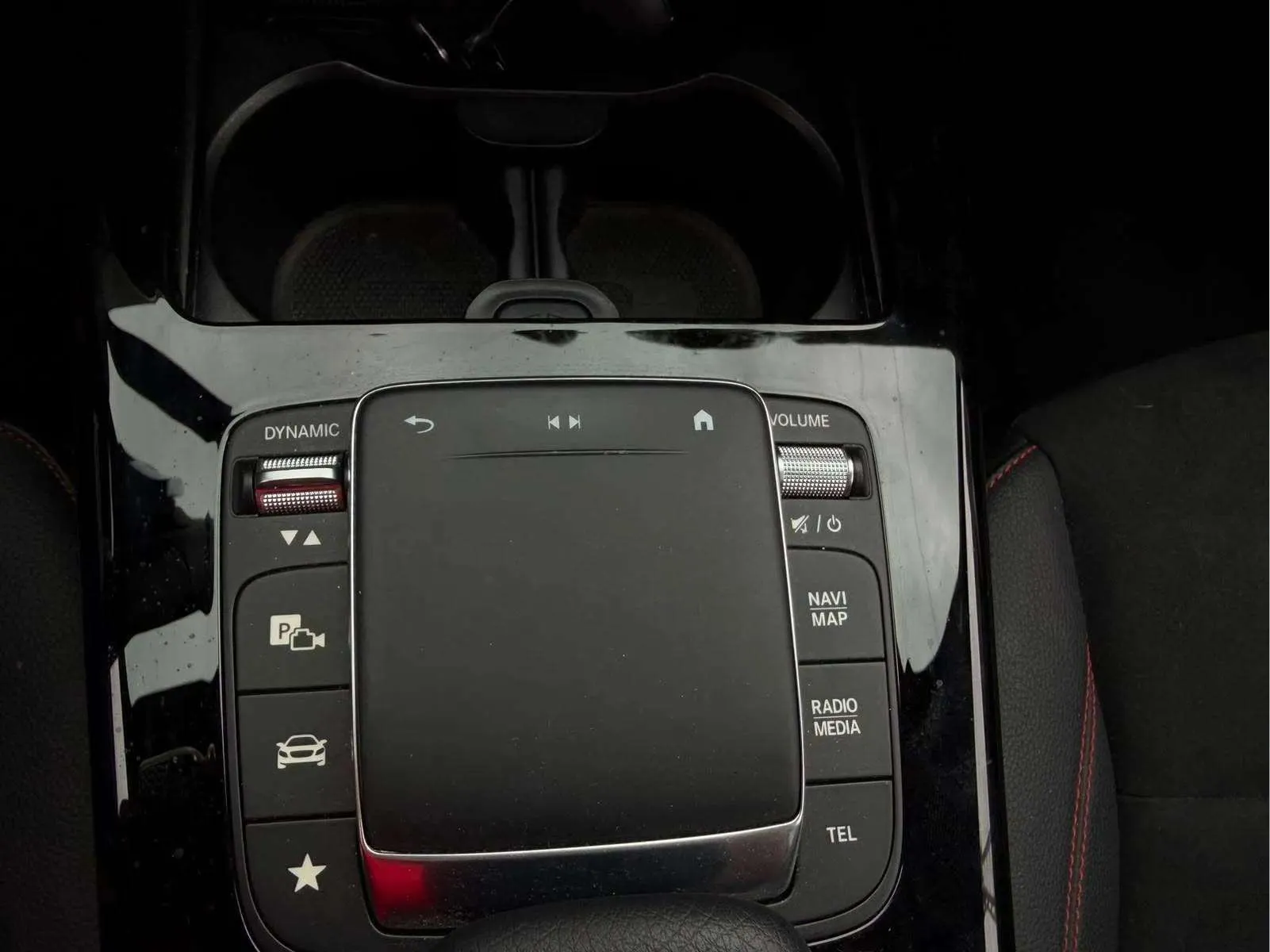Mercedes-Benz CLA 200 D DCT - foto 16