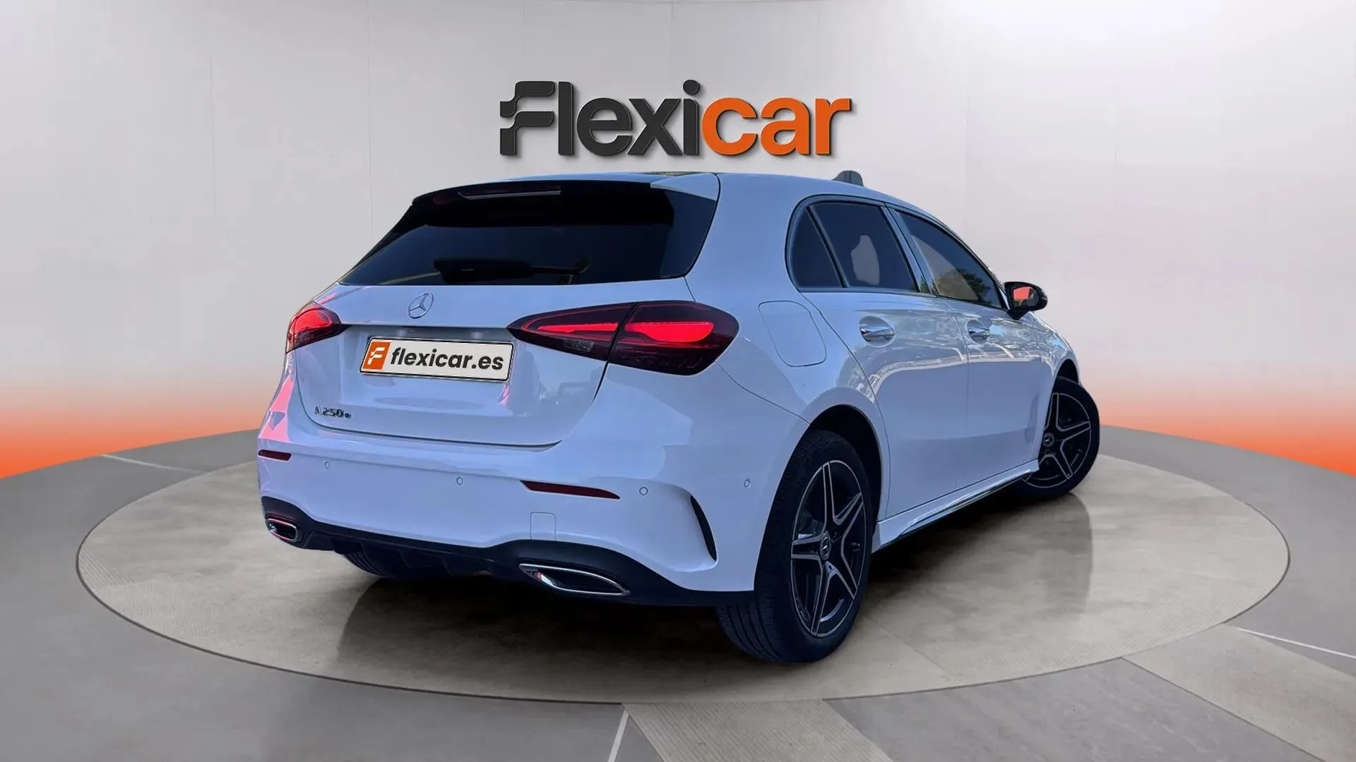 Mercedes-Benz Clase A A 250 e - foto 7