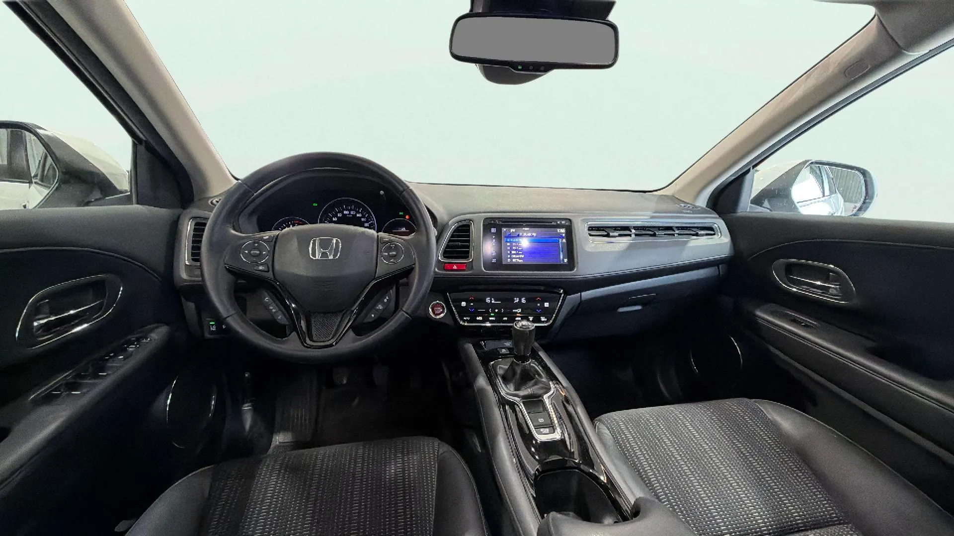 Honda HR-V 1.5 i-VTEC Executive - foto 13