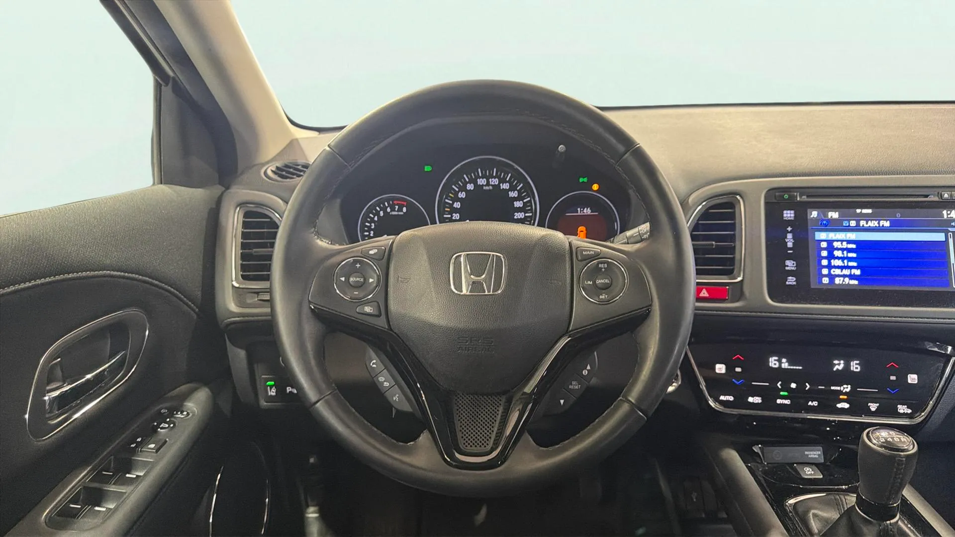 Honda HR-V 1.5 i-VTEC Executive - foto 15