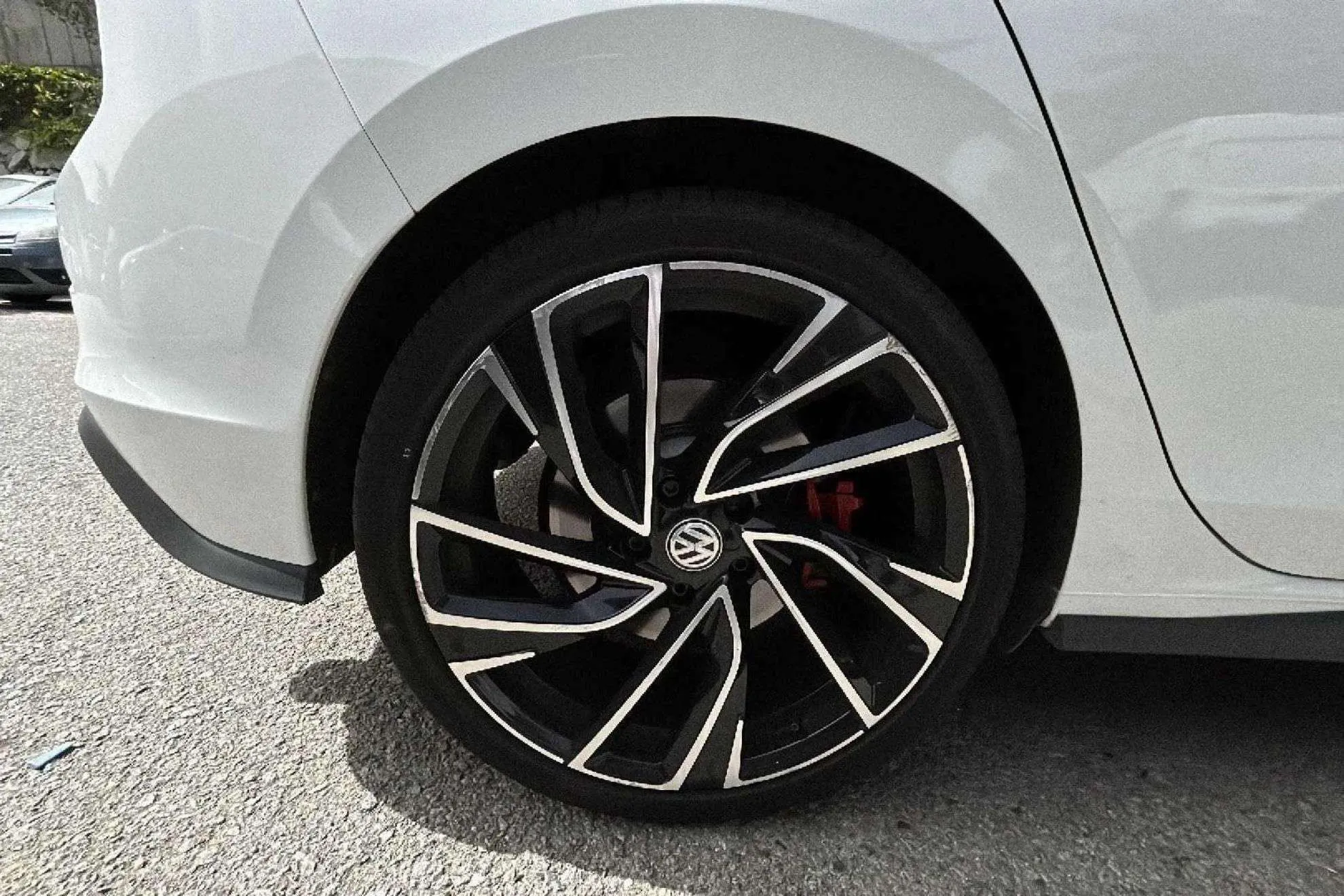 Volkswagen Golf GTI 2.0 TSI DSG - foto 17
