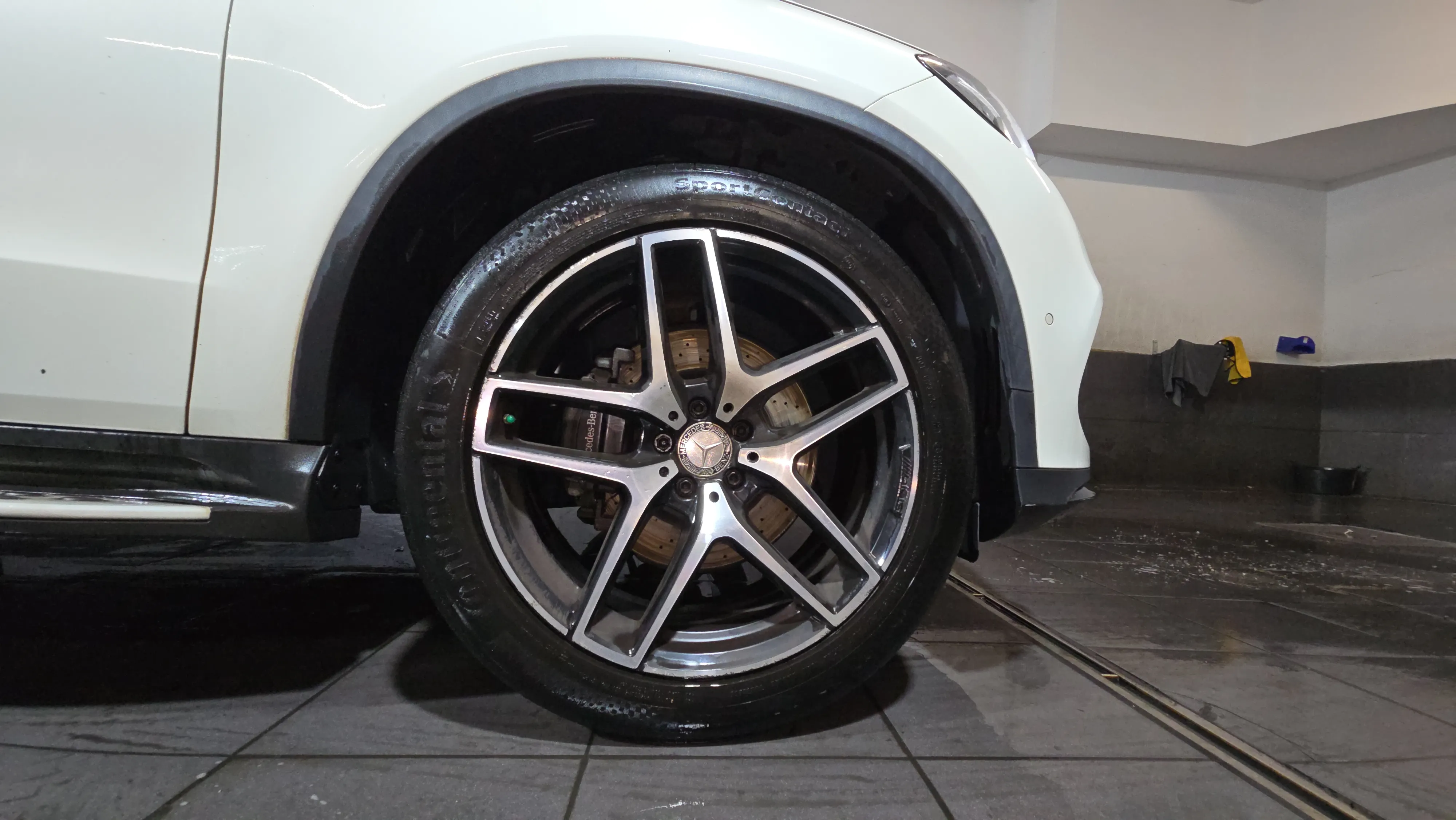 Mercedes-Benz GLE 350 d 4MATIC - foto 24