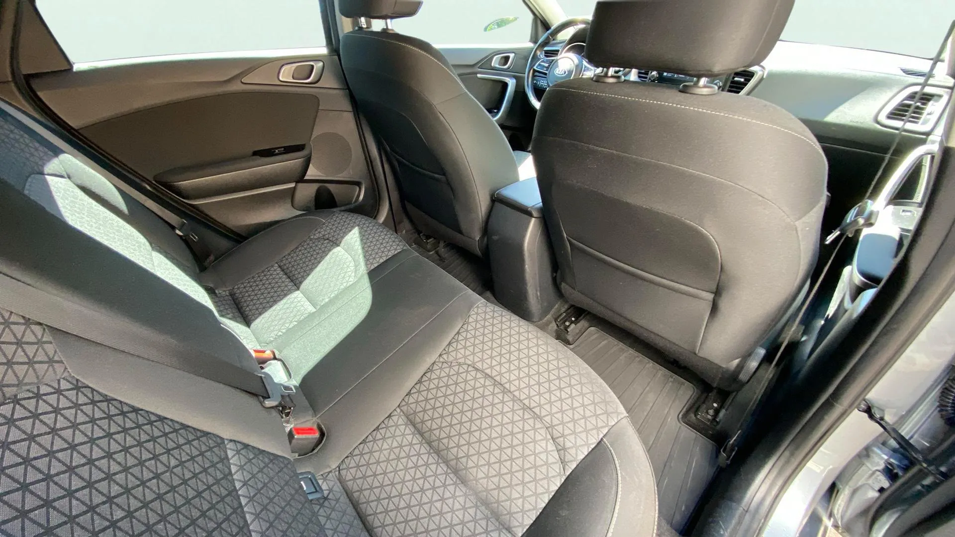 Kia Ceed Tourer 1.0 T-GDi Business - foto 21