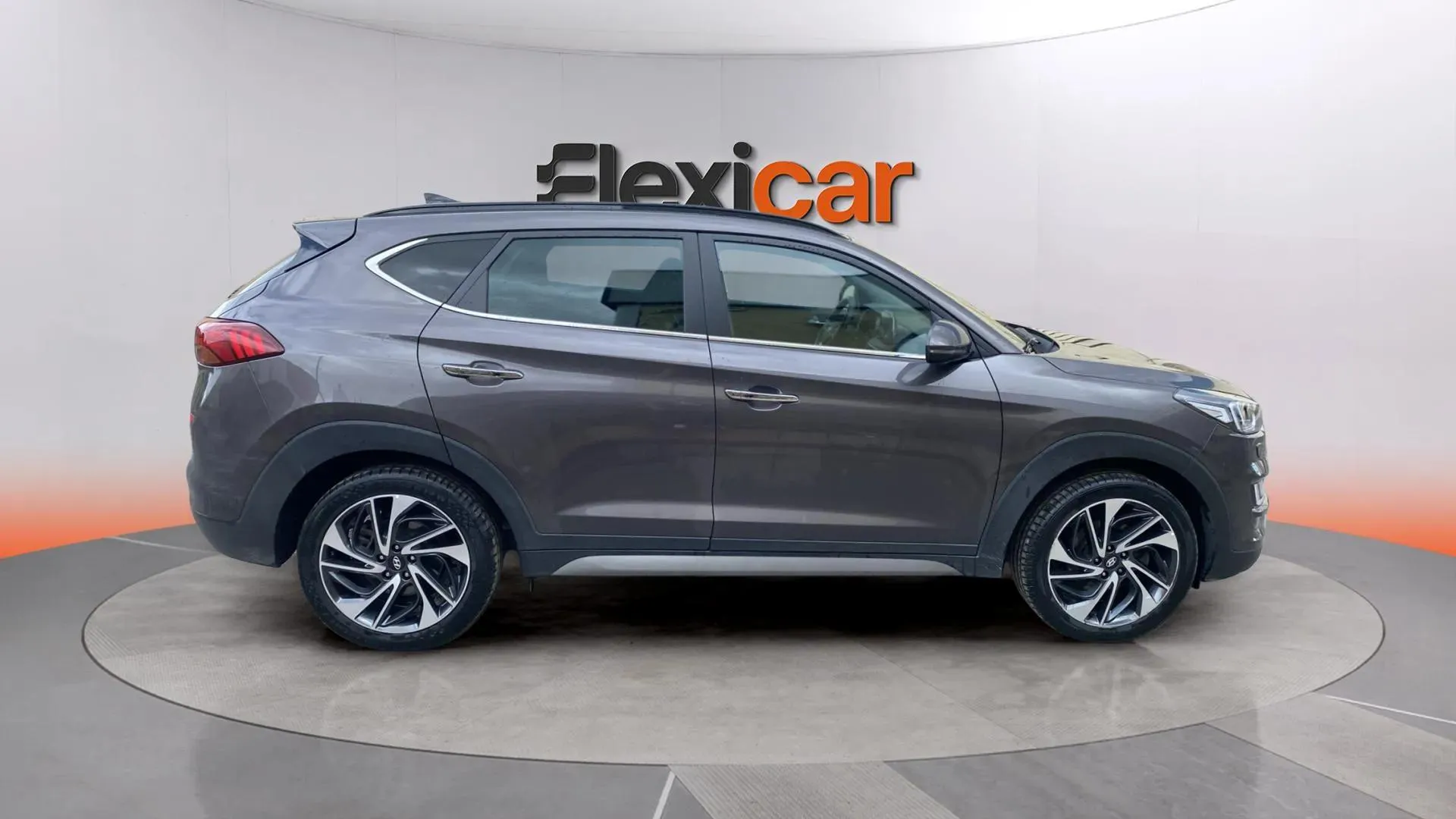 Hyundai Tucson - foto 6