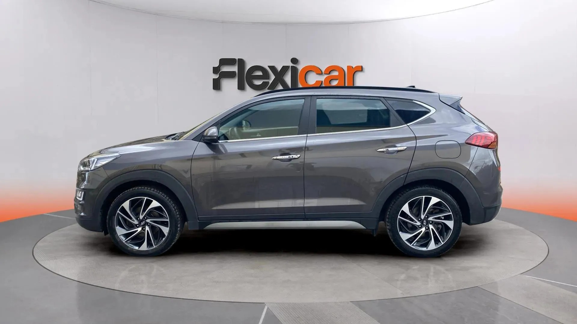 Hyundai Tucson - foto 2