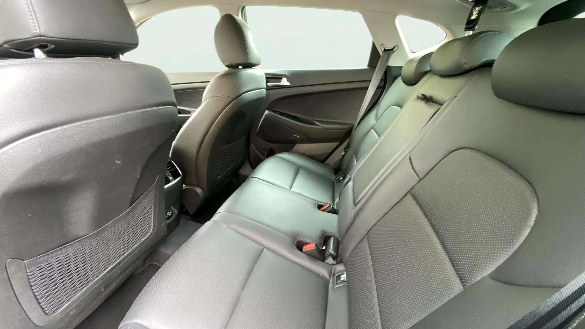 Hyundai Tucson - foto 15
