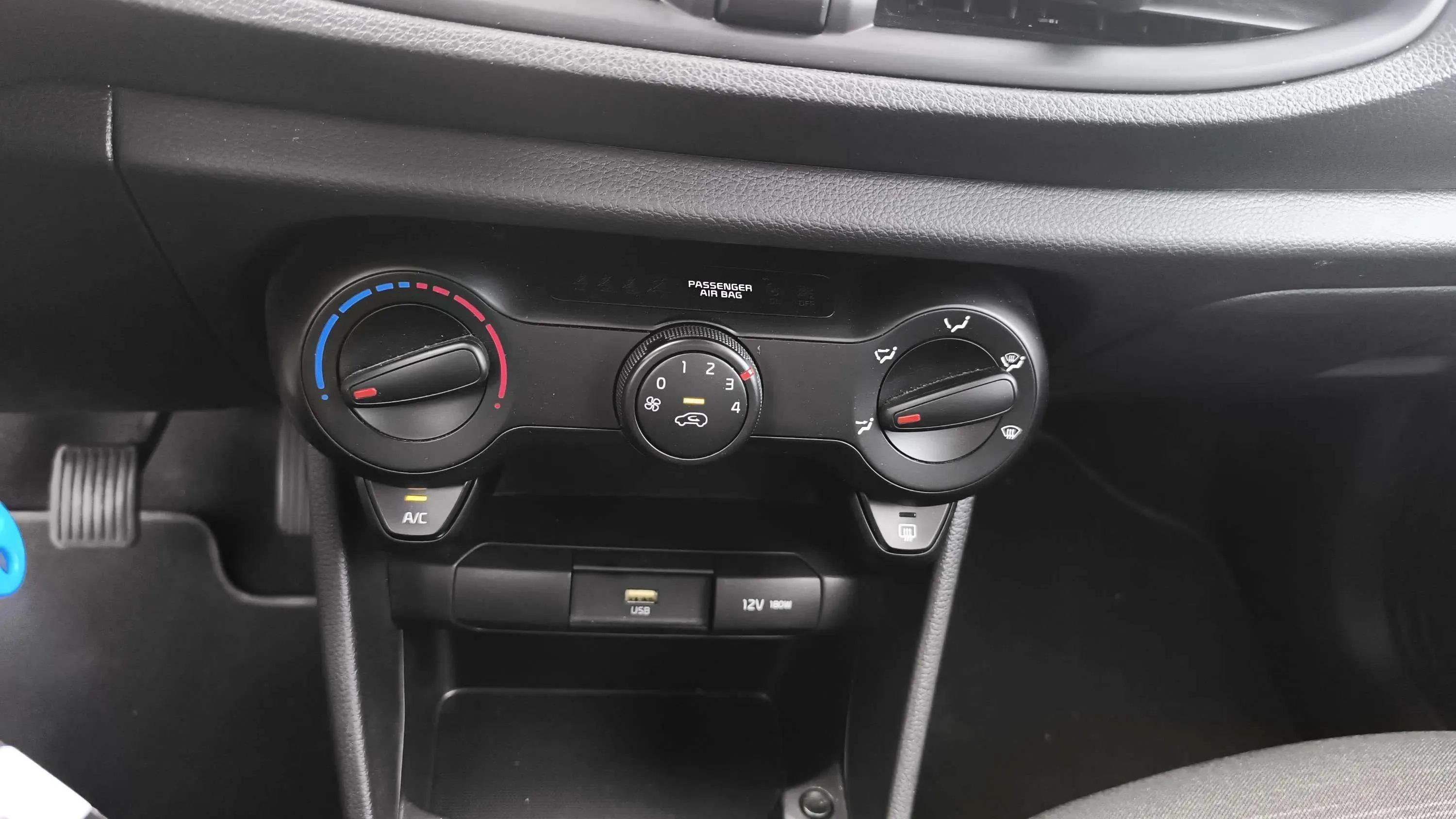 Kia Picanto 1.0 DPi Concept Pack Comfort - foto 21