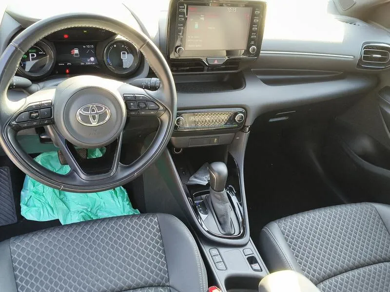 Toyota Yaris 1.5 120H Style - foto 10