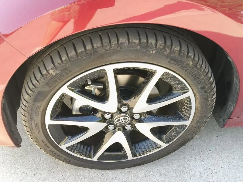 Toyota Yaris 1.5 120H Style - foto 44