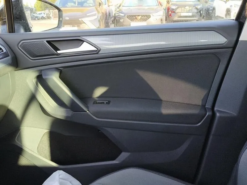 Volkswagen Tiguan Life 2.0 TDI - foto 22