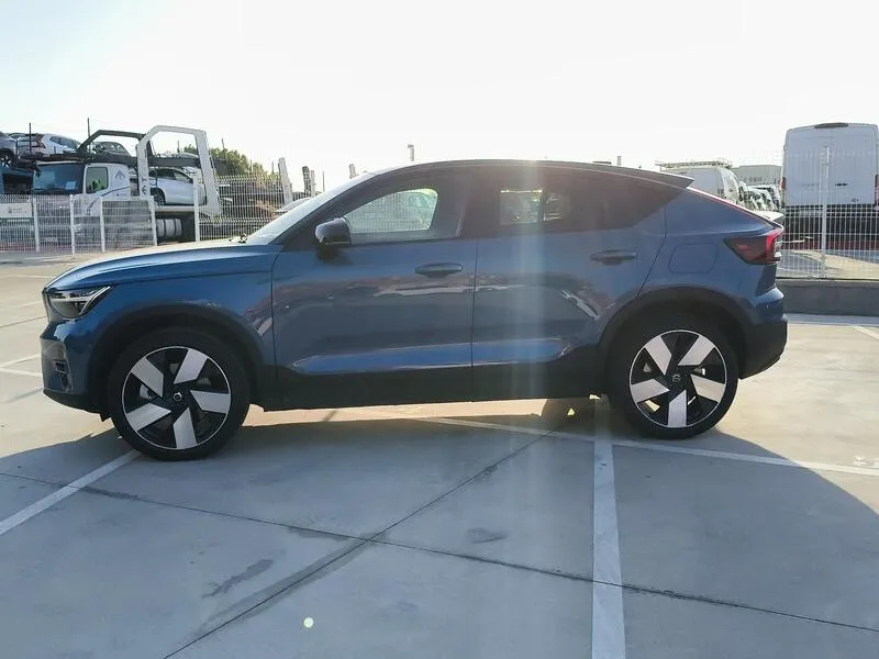 Volvo XC40 Recharge Twin First Edition - foto 3