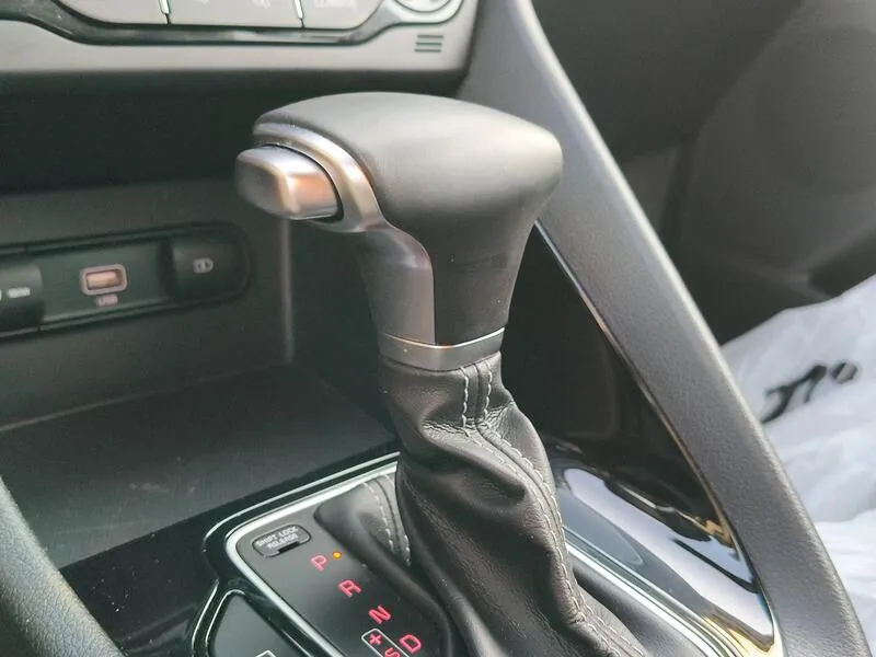 Kia Niro 1.6 GDi HEV Drive - foto 14