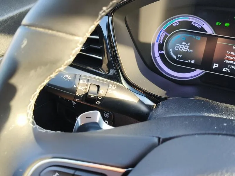 Kia Niro 1.6 GDi HEV Drive - foto 28
