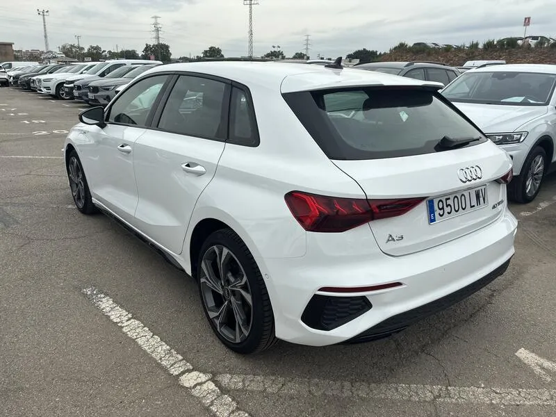 Audi A3 Sportback S line 40 TFSI e S tron - foto 4