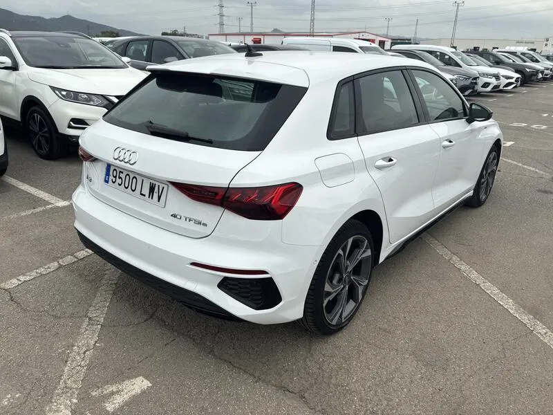 Audi A3 Sportback S line 40 TFSI e S tron - foto 6