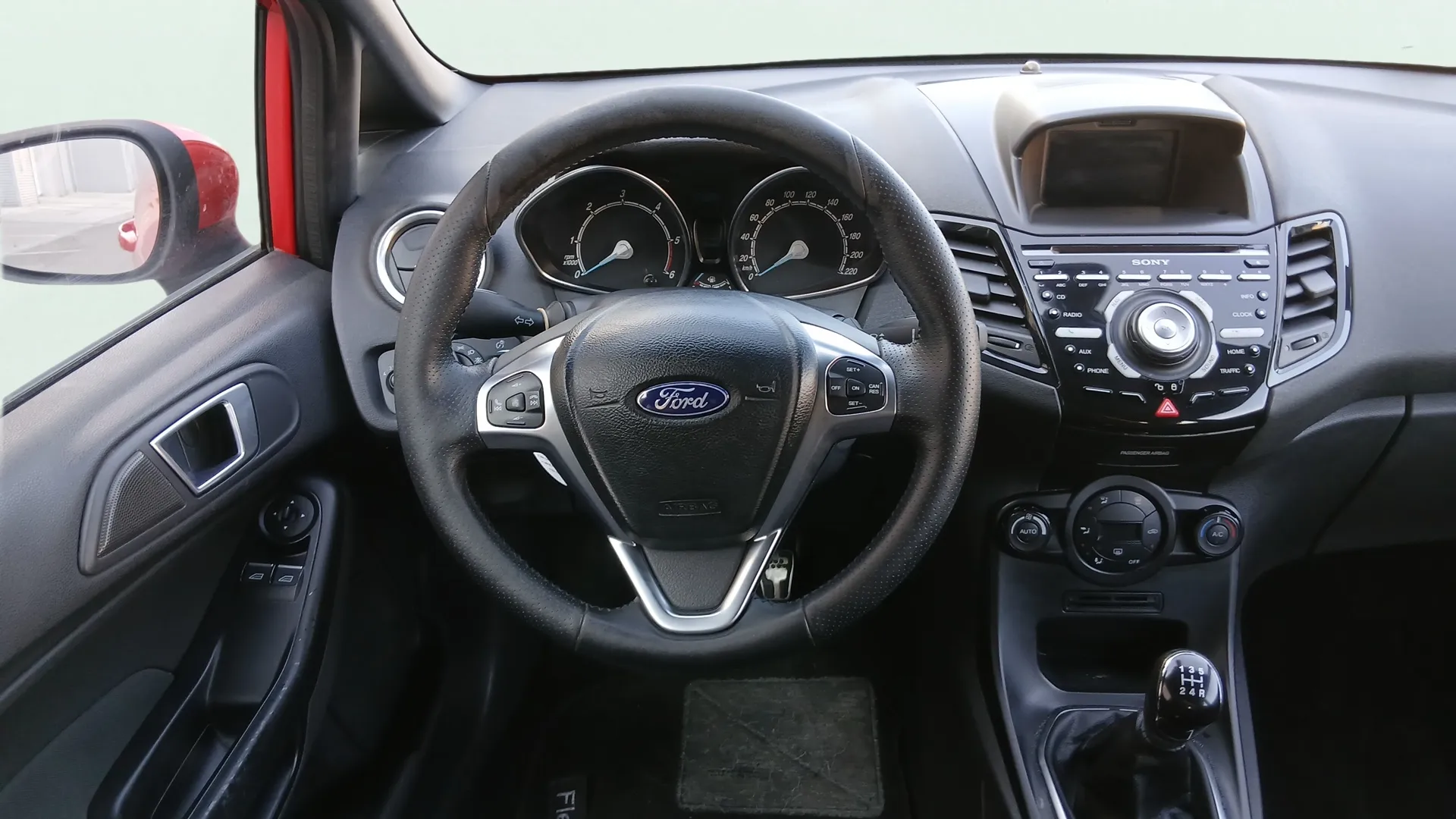 Ford Fiesta 1.5 TDCi ST-Line - foto 7