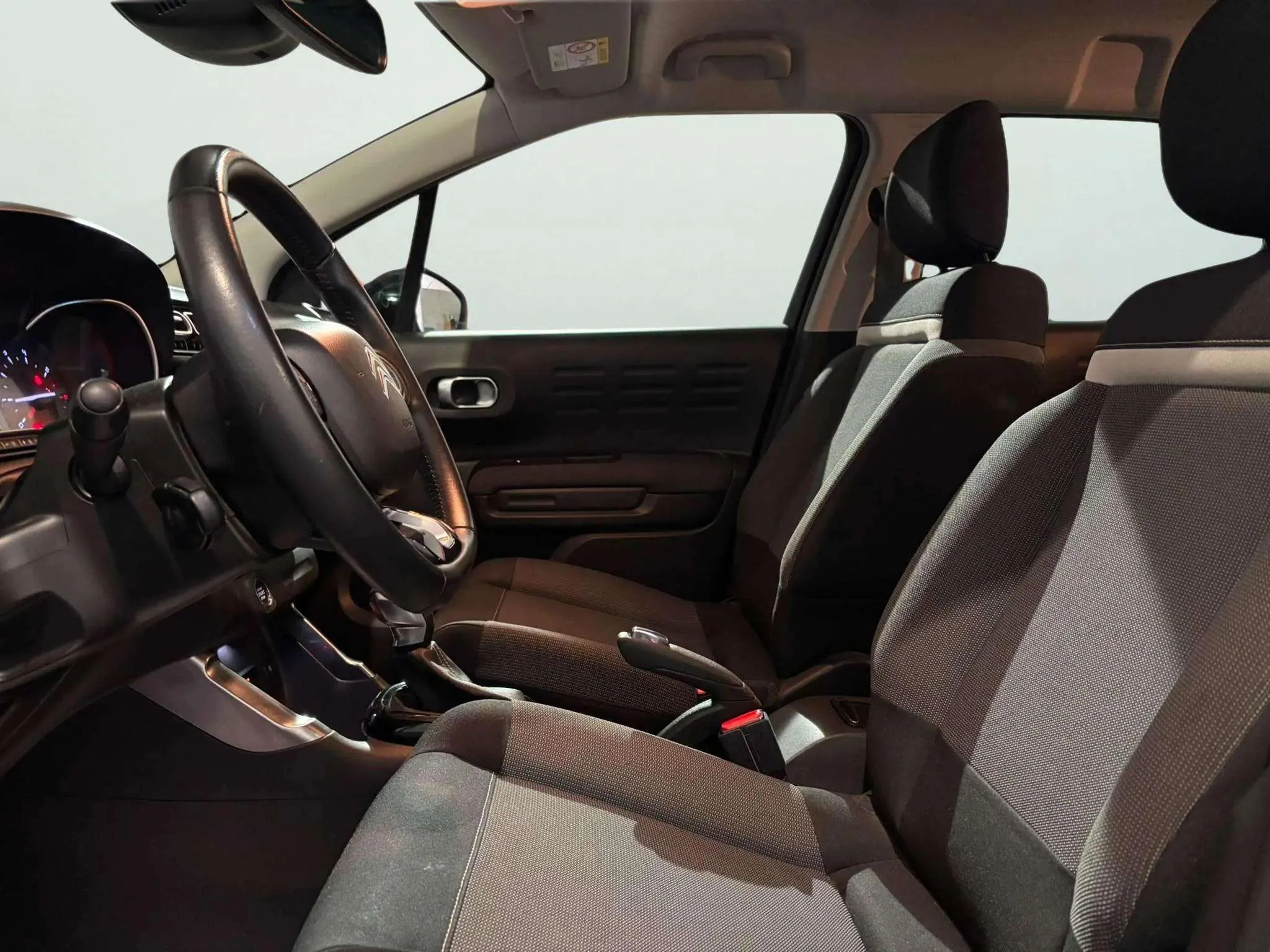 Citroën C3 Aircross PureTech EAT6 Shine Pack - foto 11