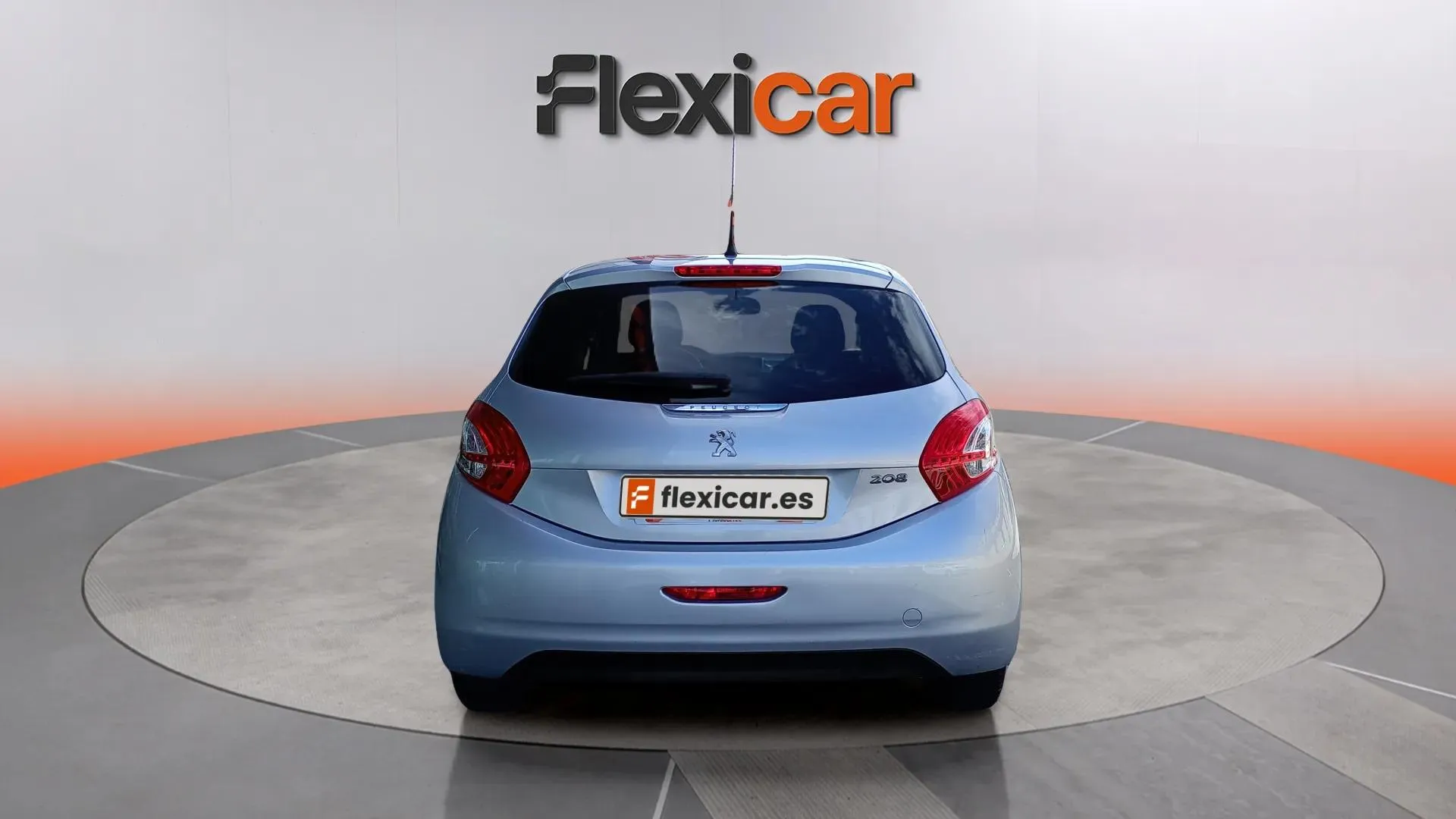 Peugeot 208 Style 1.4 HDi 68 - foto 4