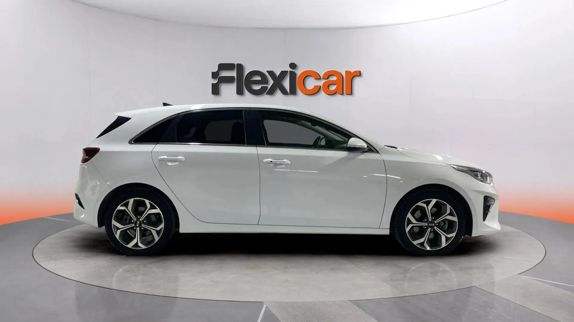 Kia XCeed 1.0 T-GDi Emotion - foto 8