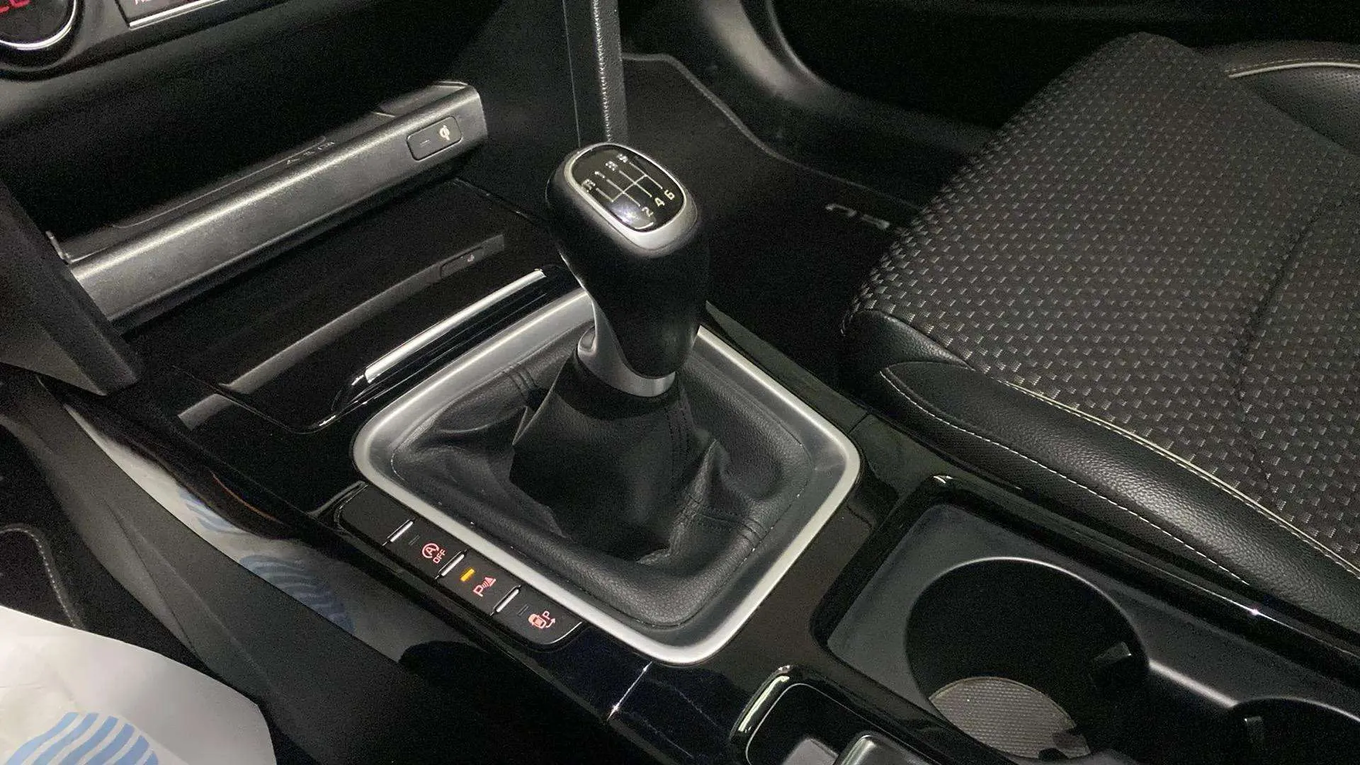 Kia XCeed 1.0 T-GDi Emotion - foto 17