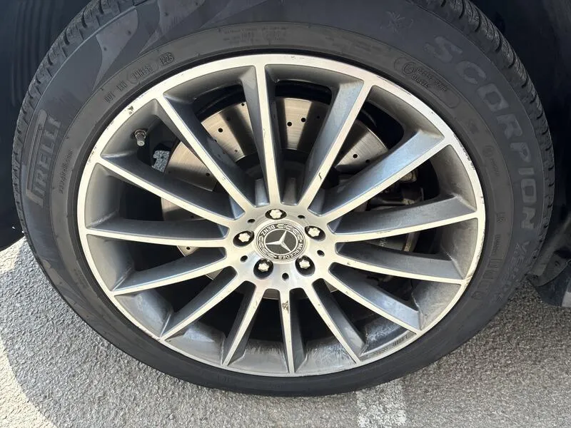 Mercedes-Benz GLE 350de 4MATIC - foto 32