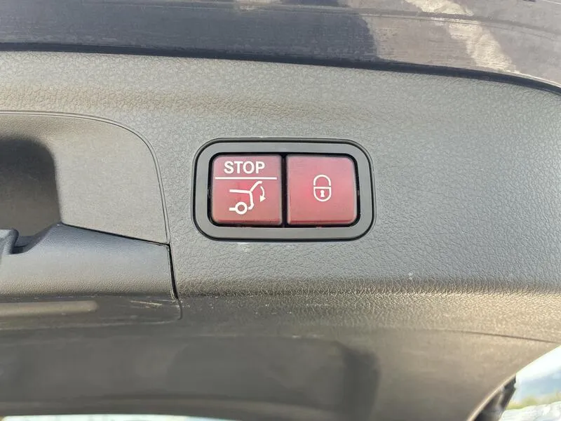 Mercedes-Benz GLE 350de 4MATIC - foto 36