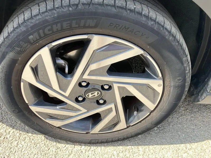 Hyundai Bayon 1.0 T-GDi 48V Maxx - foto 26