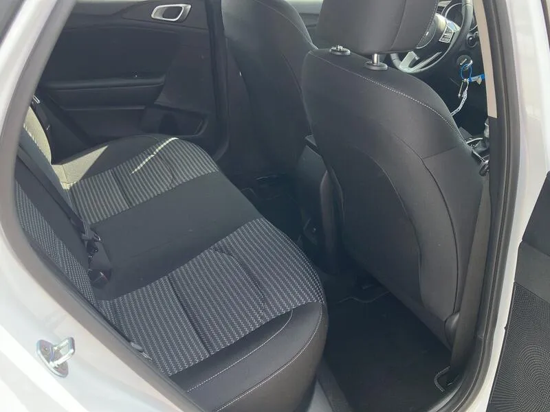 Kia XCeed 1.0 MHEV Drive - foto 19