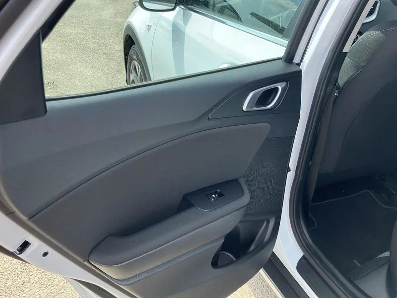 Kia XCeed 1.0 MHEV Drive - foto 14