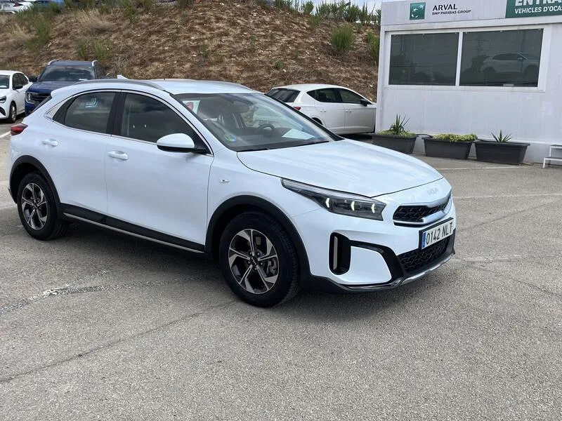 Kia XCeed 1.0 MHEV Drive - foto 8
