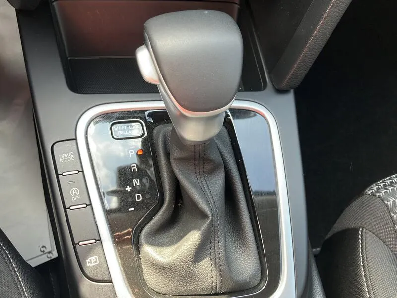 Kia XCeed 1.0 MHEV Drive - foto 35